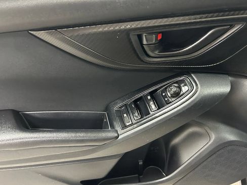Used 2020 Subaru Impreza 2.0i Premium AWD/4WD image 17