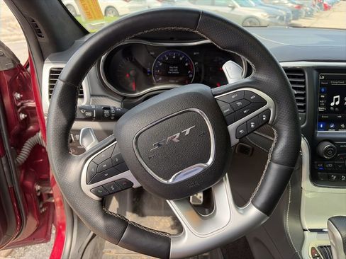 Used 2018 Jeep Grand Cherokee SRT image 13