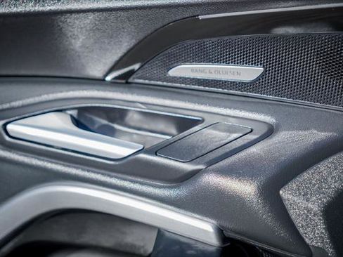 Certified 2025 Audi Q5 Premium Plus w/ Premium Plus image 20