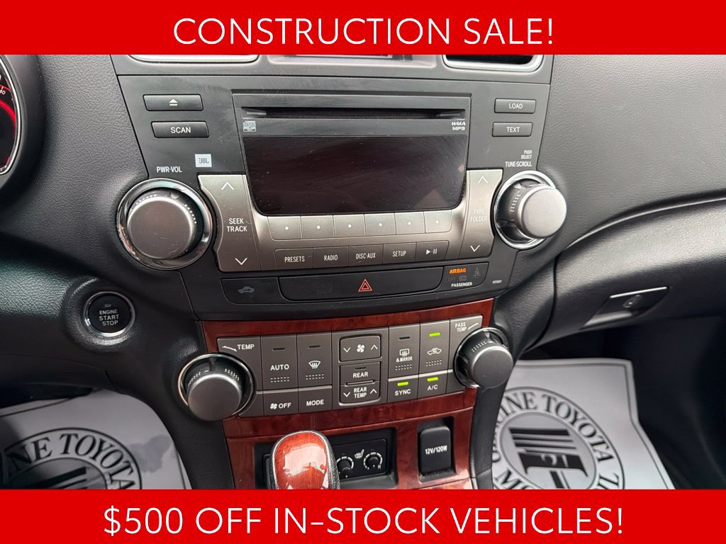 Used 2012 Toyota Highlander Limited w/ Tow Pkg AWD/4WD image 18
