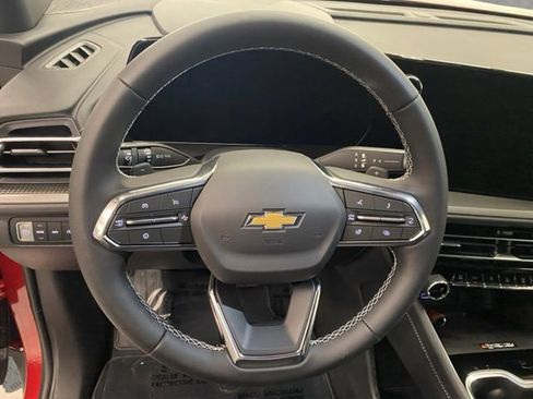New 2026 Chevrolet Traverse LT w/ Driver Confidence Package AWD/4WD image 16