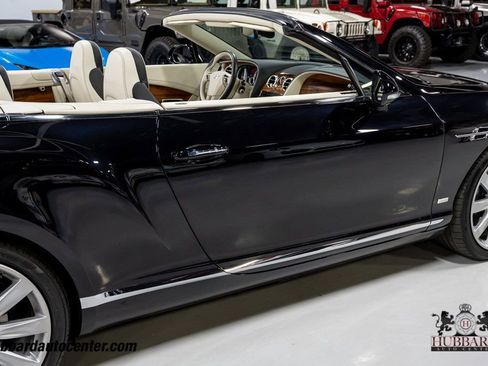 Used 2018 Bentley Continental GT image 38