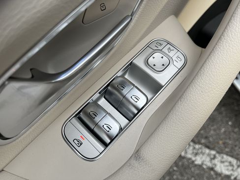 New 2026 Mercedes-Benz GLE 450 4MATIC image 14