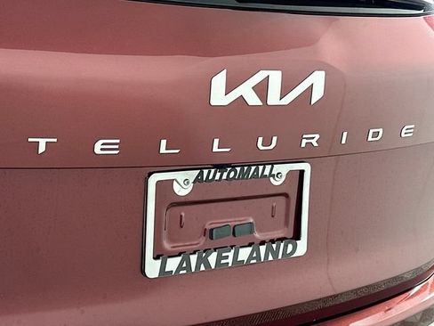 Used 2024 Kia Telluride EX FWD image 31