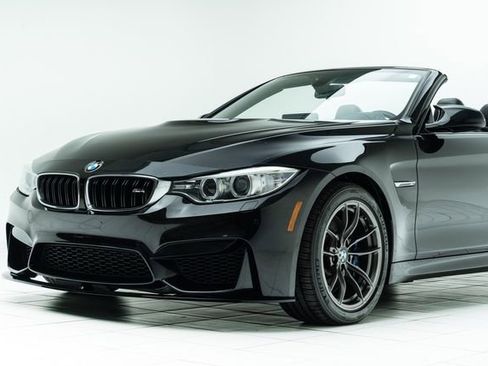 Used 2015 BMW M4 Convertible image 9