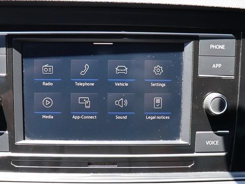 Used 2021 Volkswagen Jetta SE FWD image 47