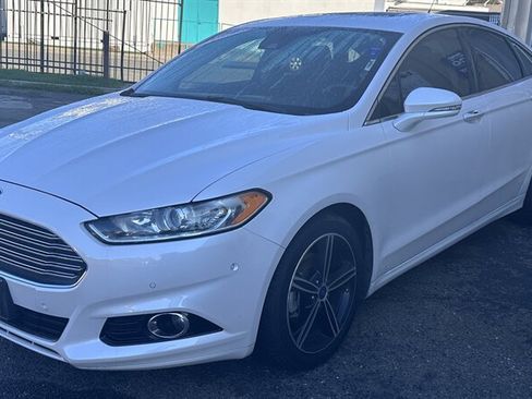 Used 2016 Ford Fusion Titanium image 1