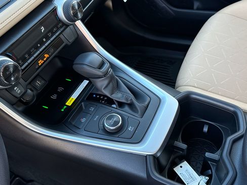 New 2025 Toyota RAV4 XLE image 22