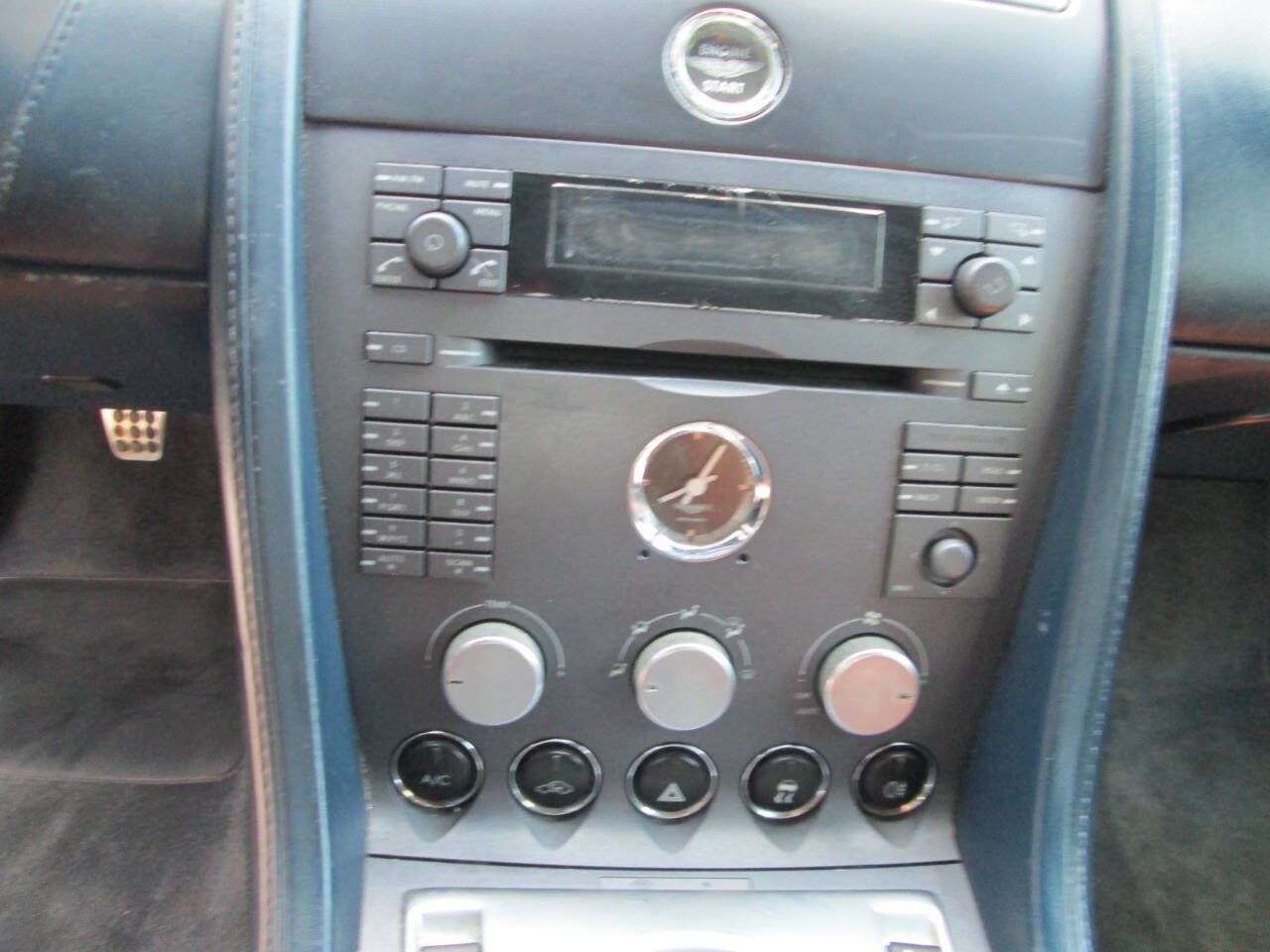 Used 2007 Aston Martin V8 Vantage Coupe RWD image 15