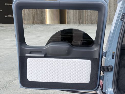 Used 2023 Mercedes-Benz G 550 image 17