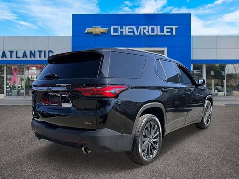 Certified 2023 Chevrolet Traverse RS image 2