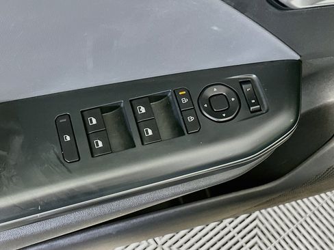 Used 2025 Kia K4 FWD image 15