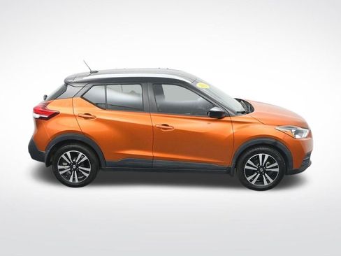 Used 2019 Nissan Kicks SV image 24