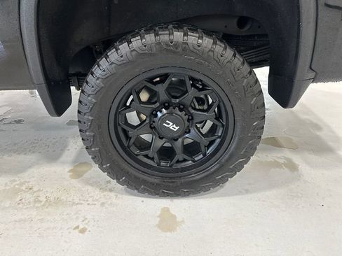 Used 2022 Chevrolet Silverado 2500 LT image 14