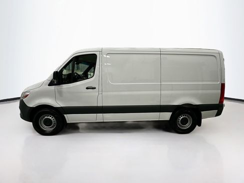 Used 2025 Mercedes-Benz Sprinter 2500 image 5