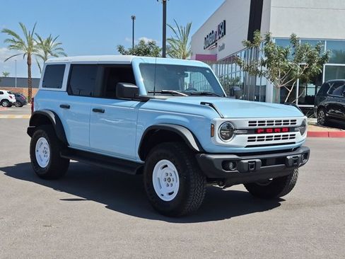 Used 2025 Ford Bronco Heritage Edition AWD/4WD image 3