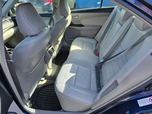 Used 2016 Toyota Camry XLE image 14