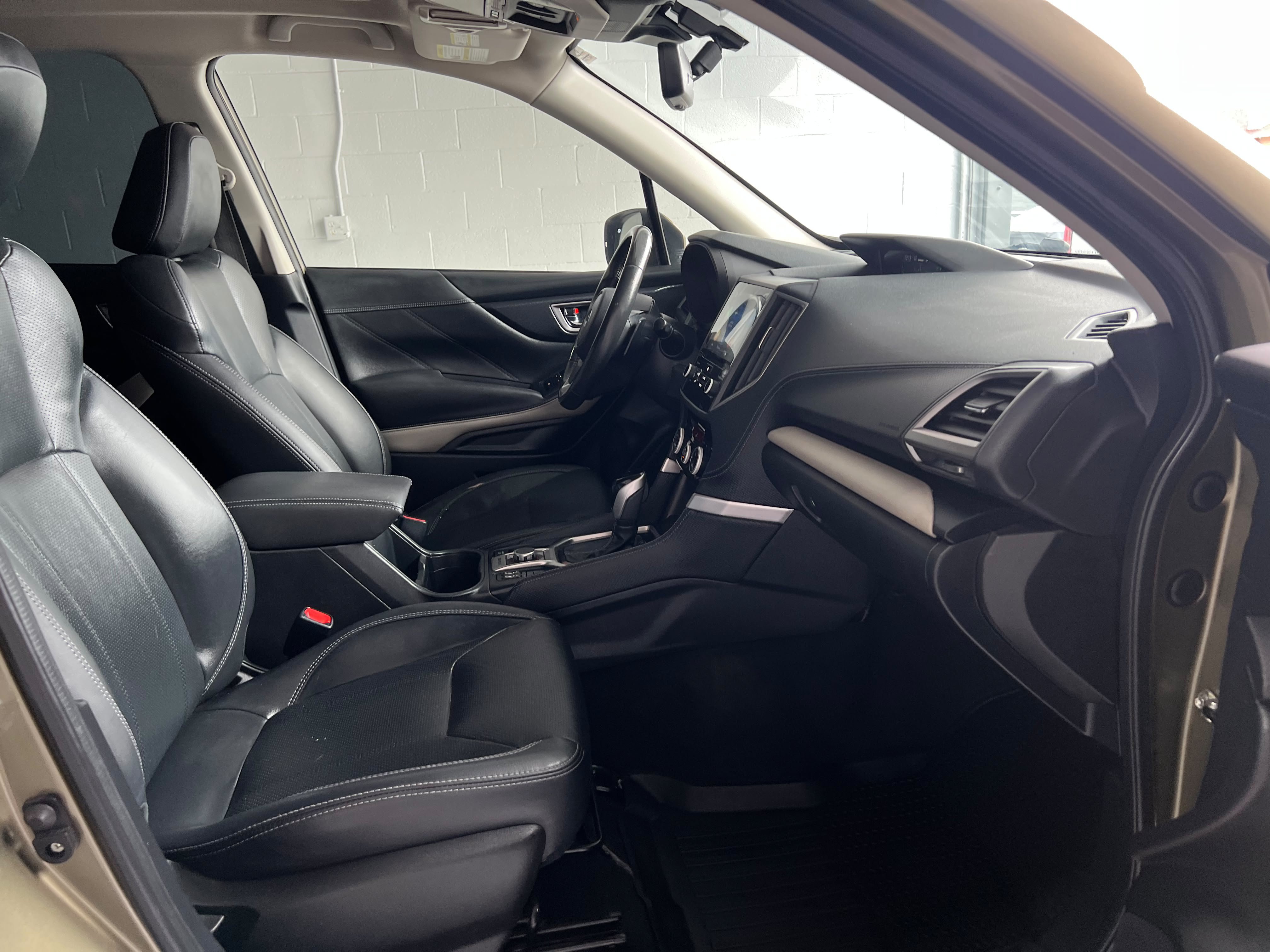 Used 2023 Subaru Forester Limited AWD/4WD image 15
