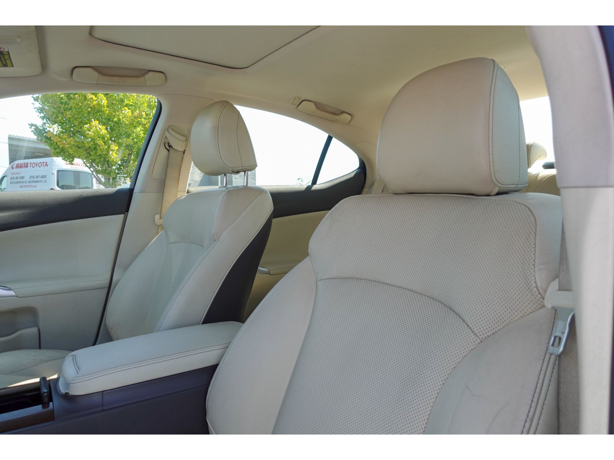Used 2012 Lexus IS 250 w/ Premium Pkg Value Edition RWD image 10