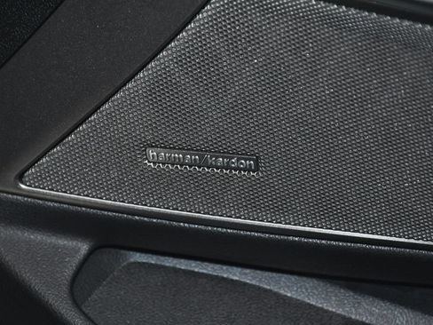 Used 2025 BMW M3 RWD image 20