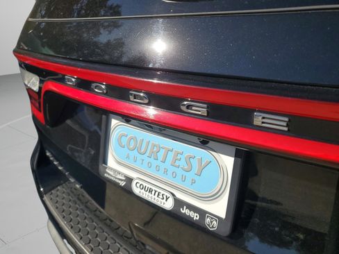 Certified 2022 Dodge Durango SXT image 32