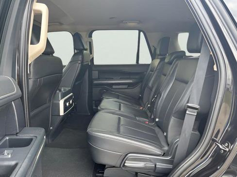 Used 2024 Ford Expedition XLT RWD image 35