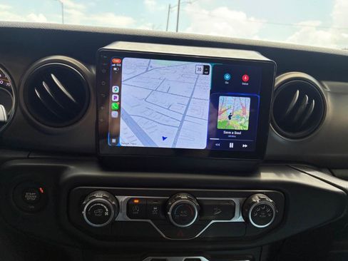 Used 2019 Jeep Wrangler Unlimited Sport S AWD/4WD image 15