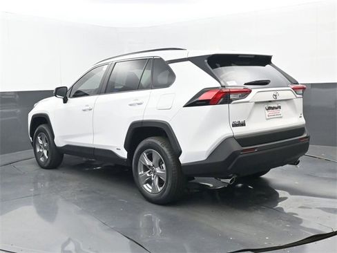 Used 2025 Toyota RAV4 LE image 3