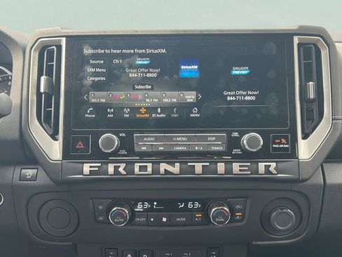 Used 2025 Nissan Frontier SV w/ SV Convenience Package RWD image 20