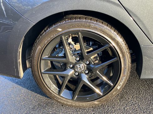 Used 2025 Honda Civic Sport image 13