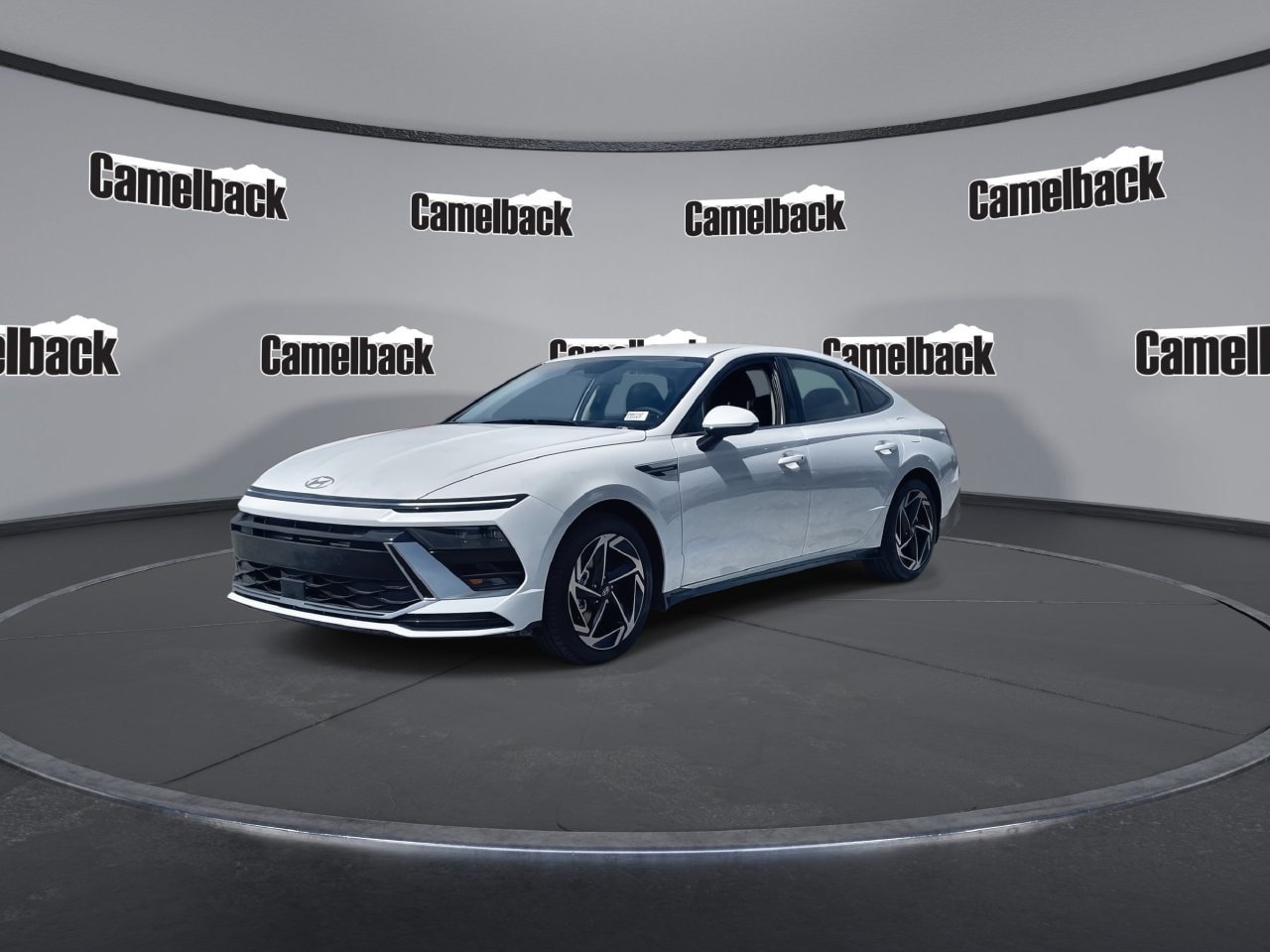 Used 2026 Hyundai Sonata SEL FWD image 3