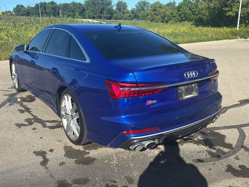 Used 2023 Audi S6 Premium Plus w/ Premium Plus Package AWD/4WD image 3