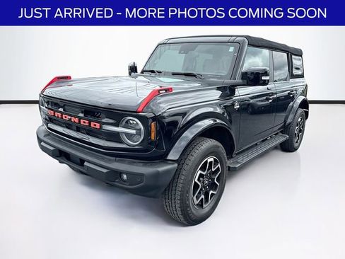 Certified 2022 Ford Bronco Outer Banks AWD/4WD image 3