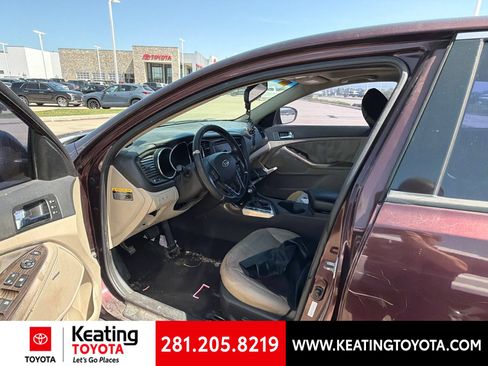Used 2012 Kia Optima EX w/ Premium Pkg FWD image 9
