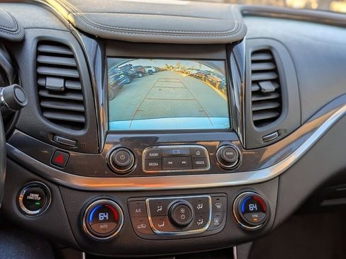 Used 2018 Chevrolet Impala LT image 14