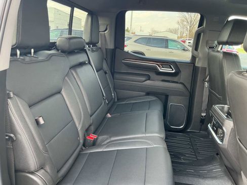 Used 2025 GMC Sierra 1500 SLT w/ SLT Premium Plus Package image 23