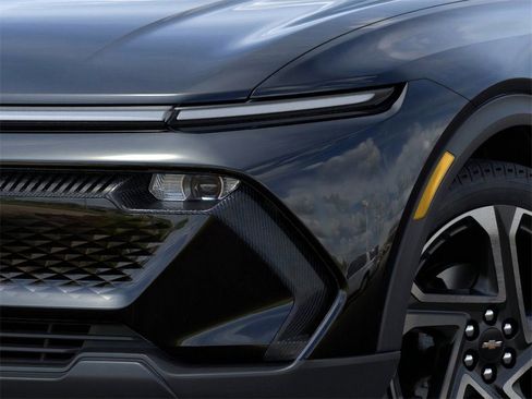 New 2026 Chevrolet Equinox EV LT w/ Convenience Package II image 10