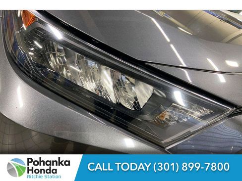Used 2021 Toyota RAV4 LE image 29
