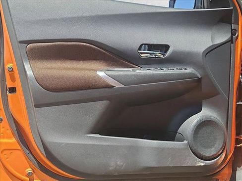 Used 2021 Nissan Kicks SR FWD image 10