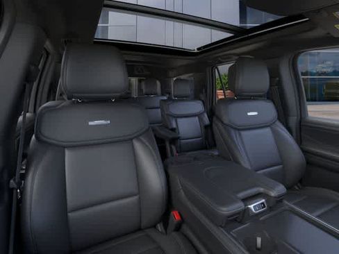 New 2026 Ford Expedition Platinum w/ Stealth Appearance Package AWD/4WD image 10