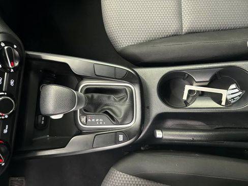 Used 2024 Kia Soul LX w/ Option Group 015 FWD image 29