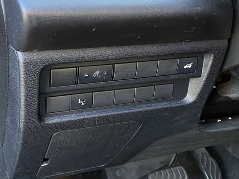 Used 2023 Mitsubishi Outlander SEL image 12