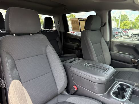 Used 2022 Chevrolet Silverado 1500 RST AWD/4WD image 32