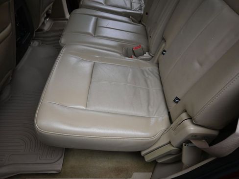 Used 2012 Ford Expedition XLT image 21