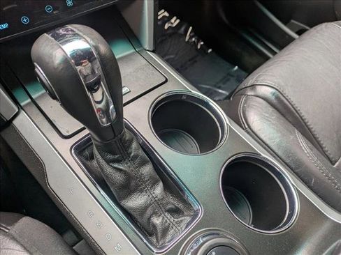 Used 2013 Ford Explorer Limited image 12