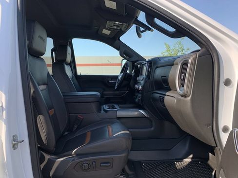 Used 2023 GMC Sierra 3500 AT4 w/ AT4 Preferred Package AWD/4WD image 34