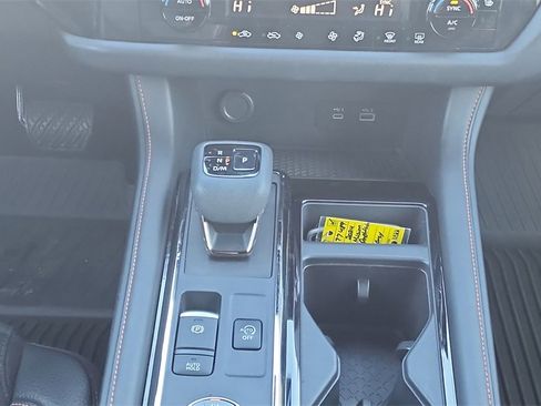 Used 2024 Nissan Pathfinder Rock Creek image 14