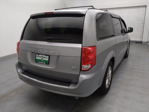 Used 2014 Dodge Grand Caravan R/T image 7