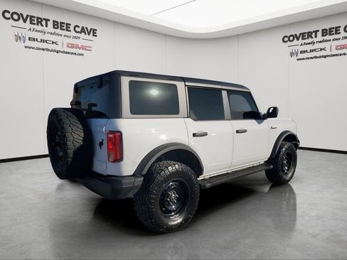 Used 2022 Ford Bronco Black Diamond image 9