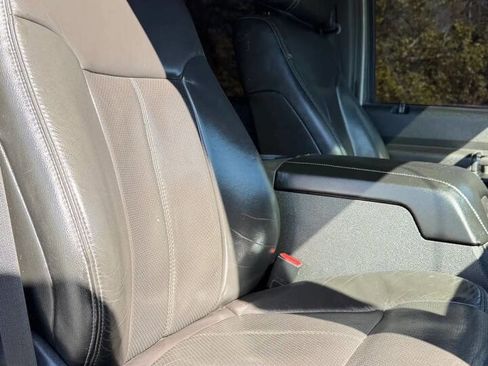 Used 2013 Ford F250 Lariat w/ Lariat Ultimate Pkg image 29